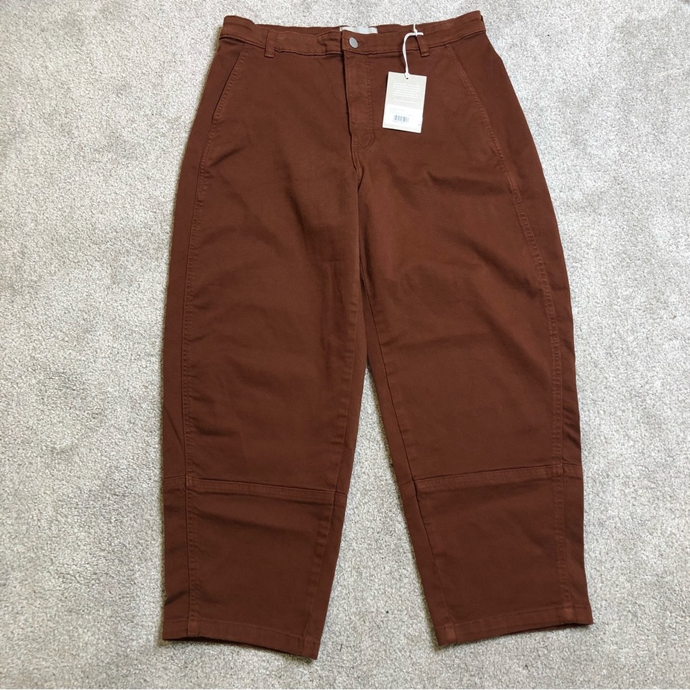 Everlane Women's High Rise Barrel Jeans in Rust